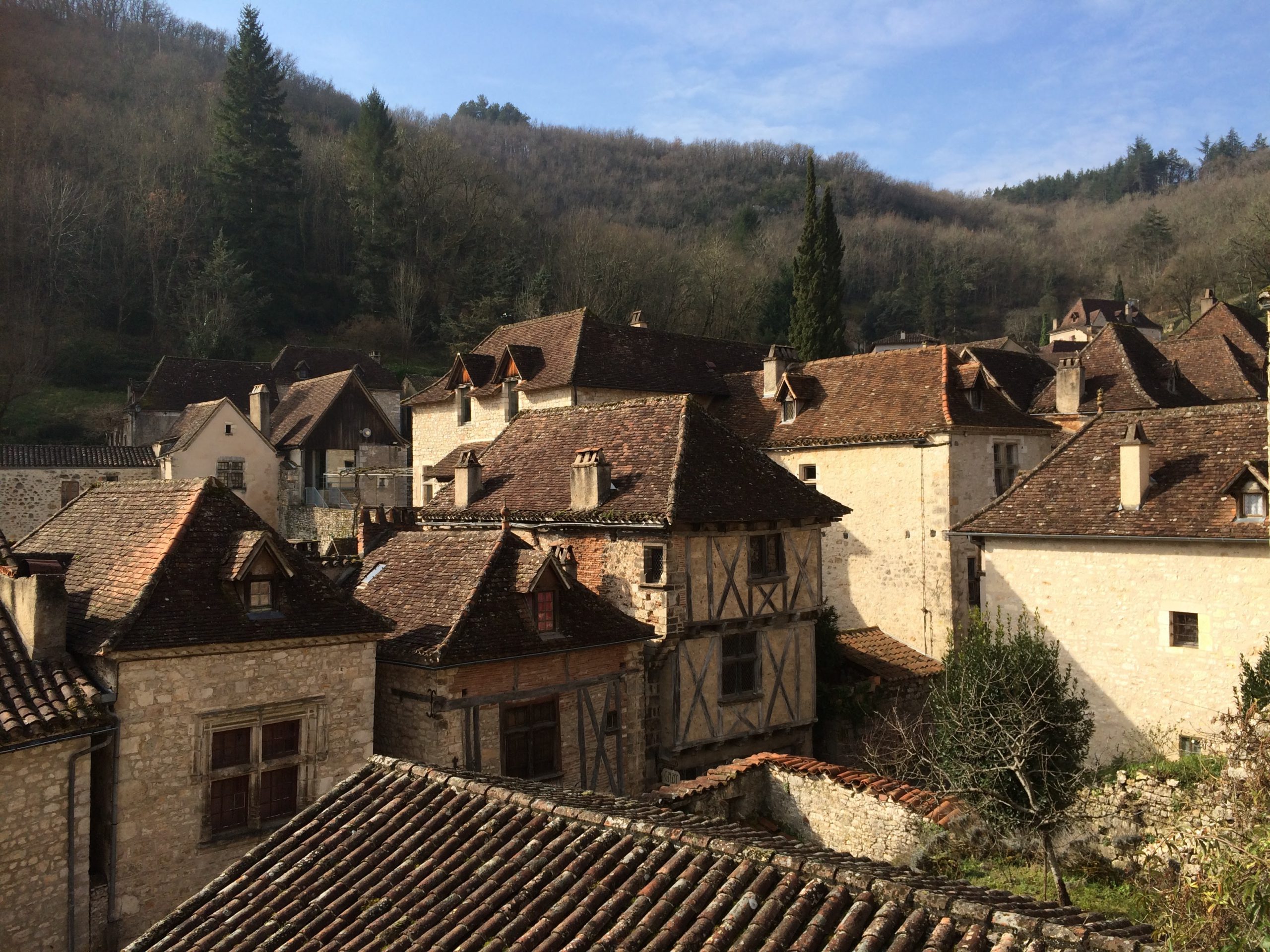 ロカマドゥール・サンシルラポピー秘境ドルドー二ュ渓谷