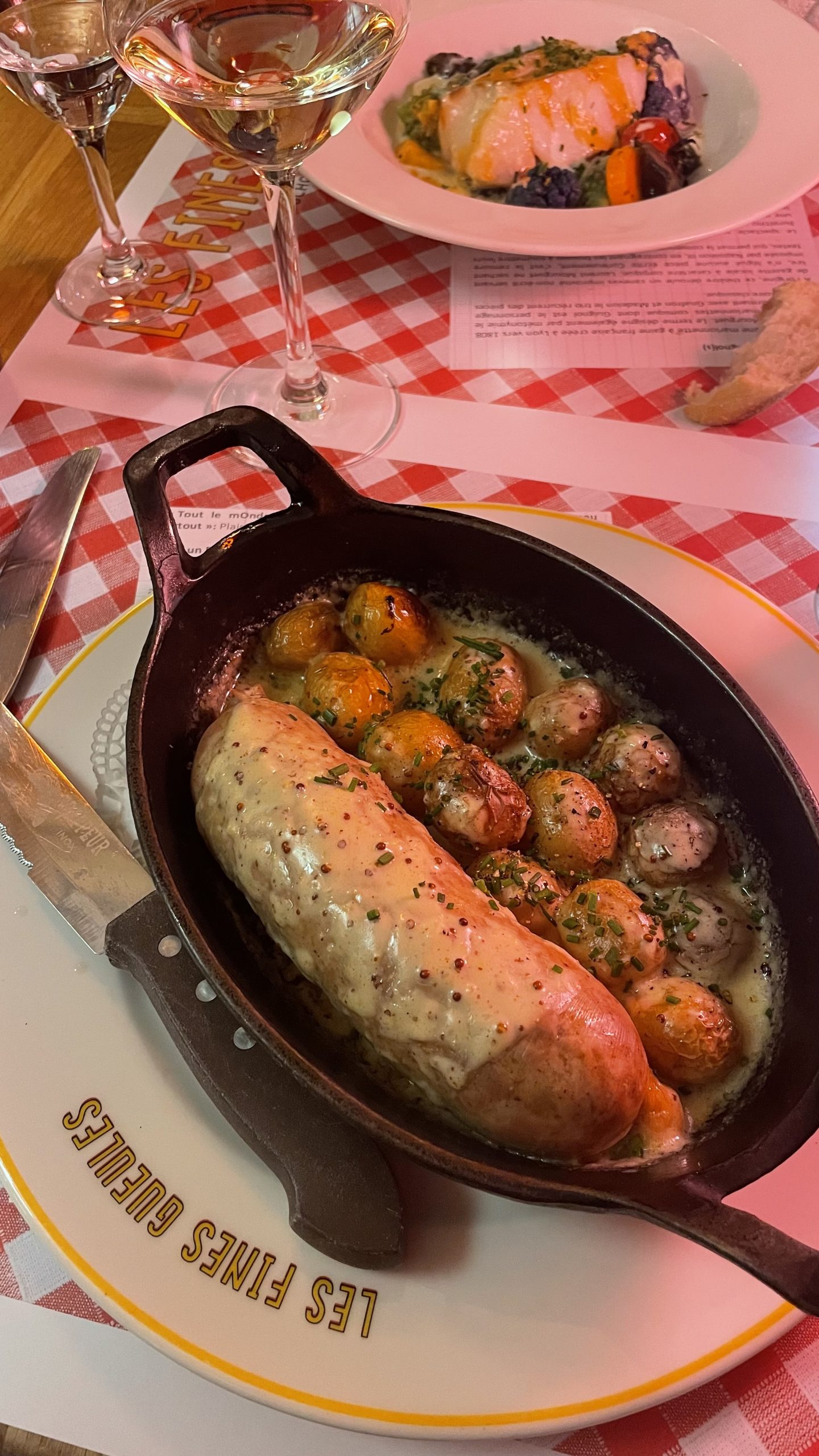 豚の臓物ソーセージアンドゥエット